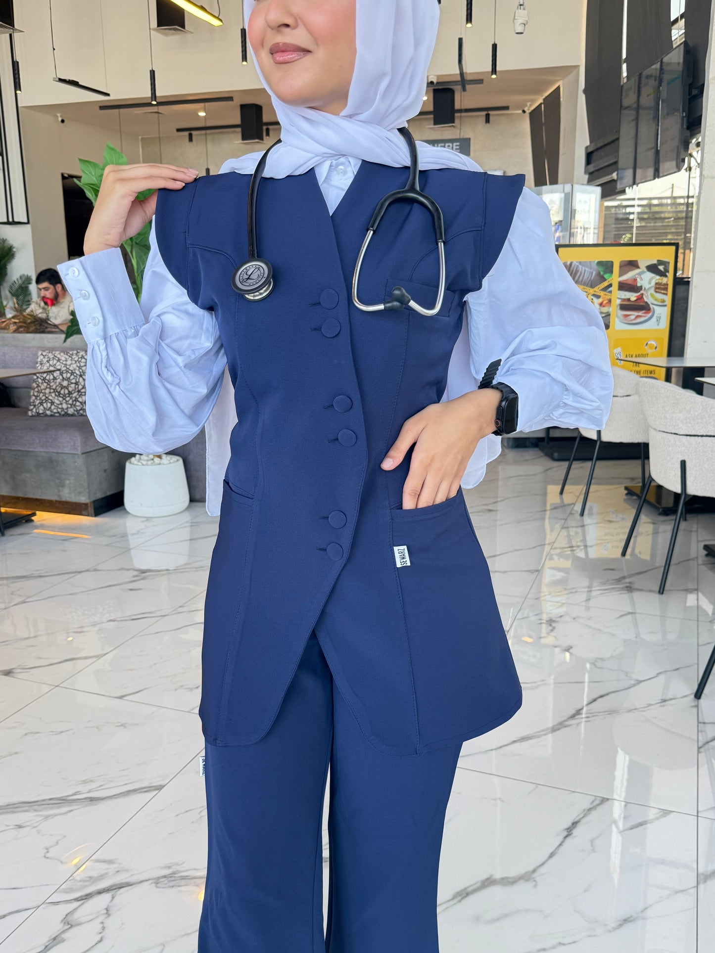 Vest scrub